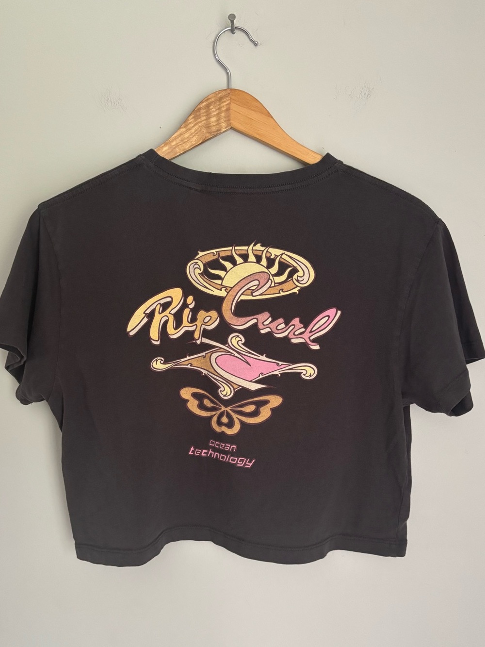 Rip Curl Women's Black Graphic Crop Tee